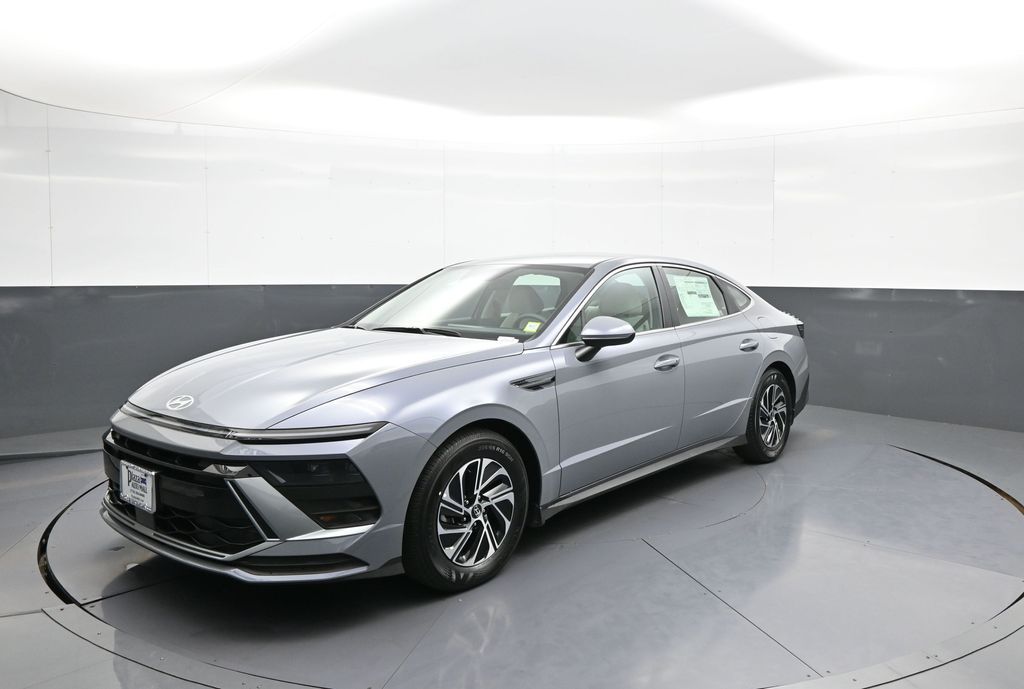 2026 Hyundai Sonata Hybrid Blue