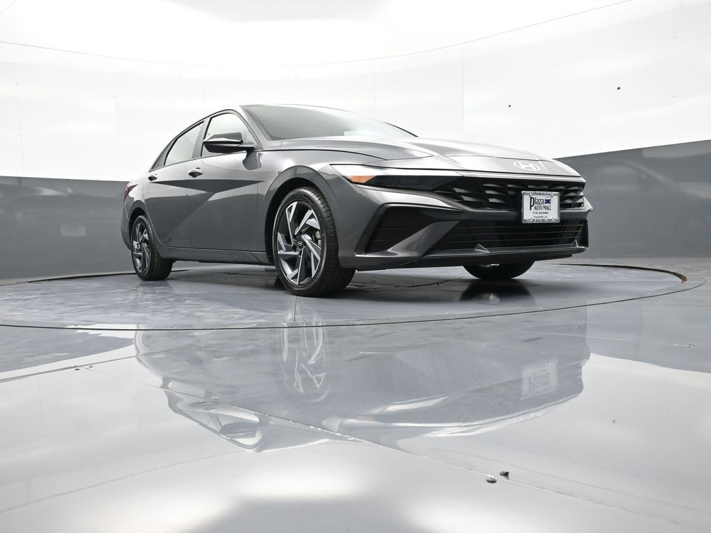 2025 Hyundai Elantra SEL - Photo 25