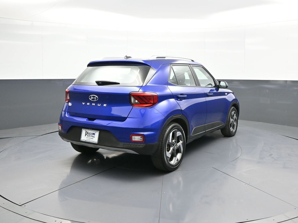 2023 Hyundai Venue SEL - Photo 6