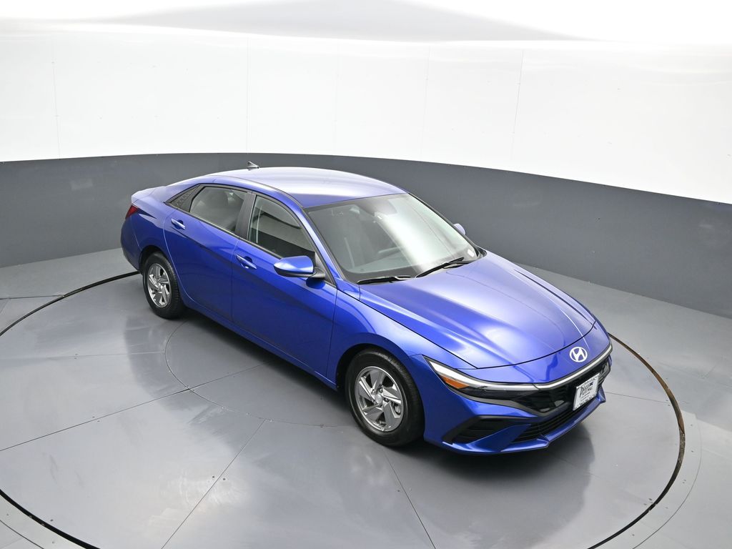 2025 Hyundai Elantra SE - Photo 34