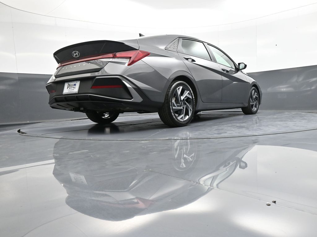2025 Hyundai Elantra SEL - Photo 27