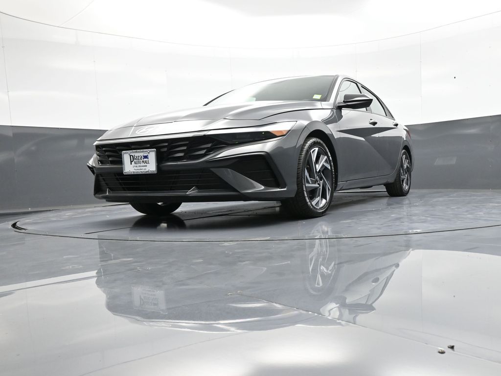 2025 Hyundai Elantra SEL - Photo 24