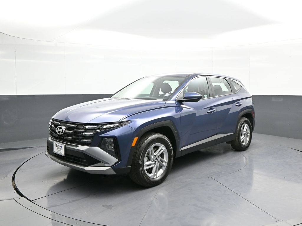 2025 Hyundai Tucson SE's photo
