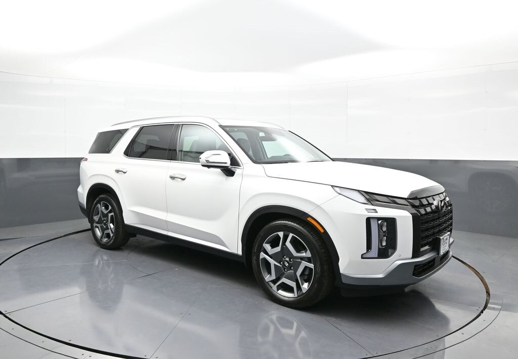 2023 Hyundai Palisade SEL photo 2
