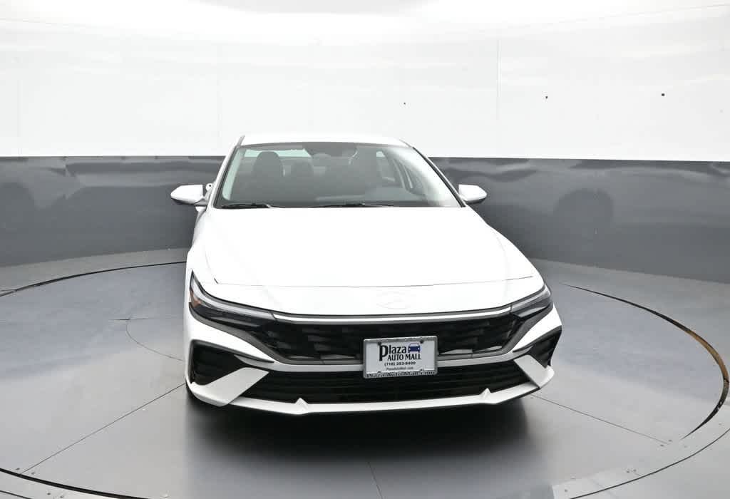 2024 Hyundai Elantra