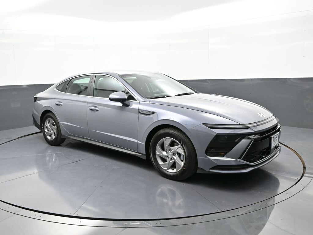 2025 Hyundai Sonata SE photo 4