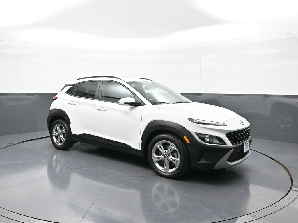 2023 Hyundai Kona SEL photo 4