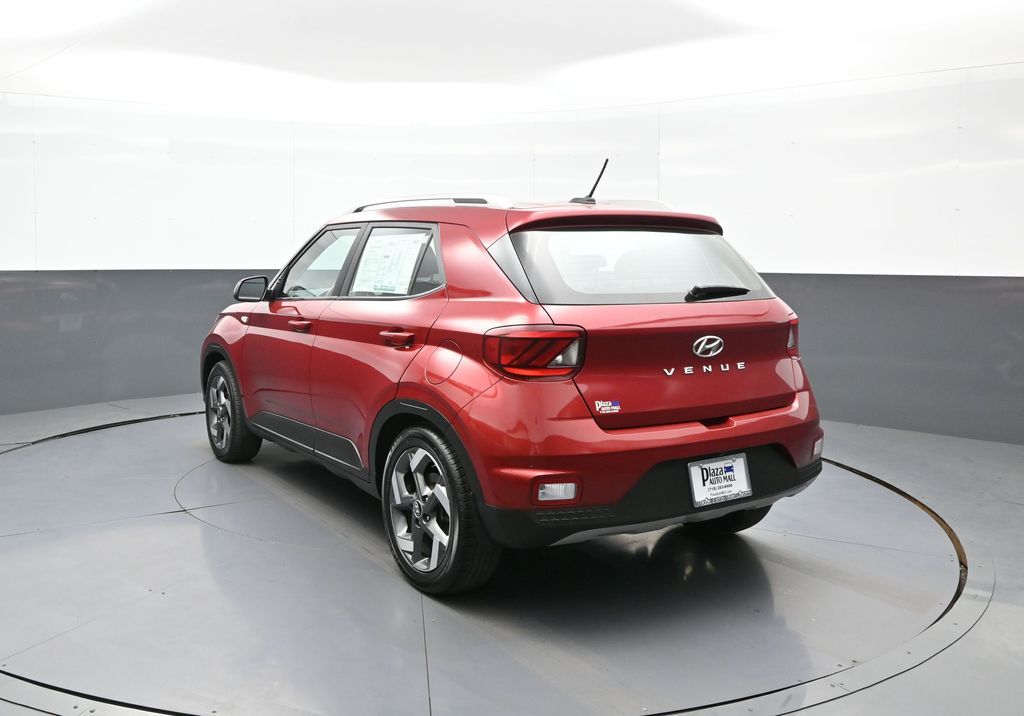 2023 Hyundai Venue SEL - Photo 8