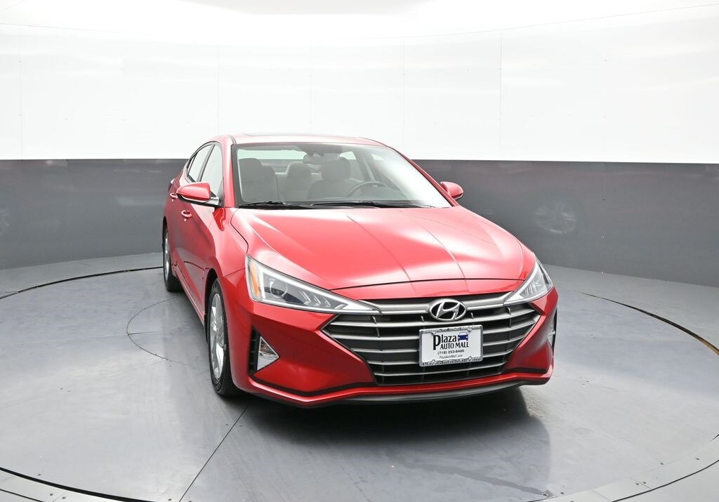 2020 Hyundai Elantra Value Edition photo 3