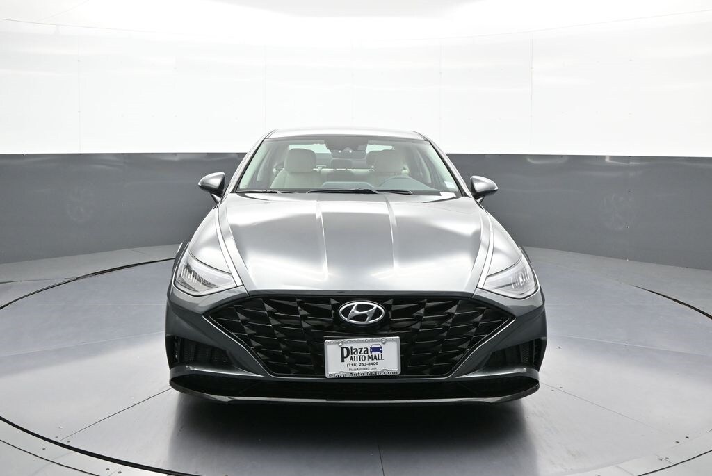 2022 Hyundai Sonata SEL photo 2