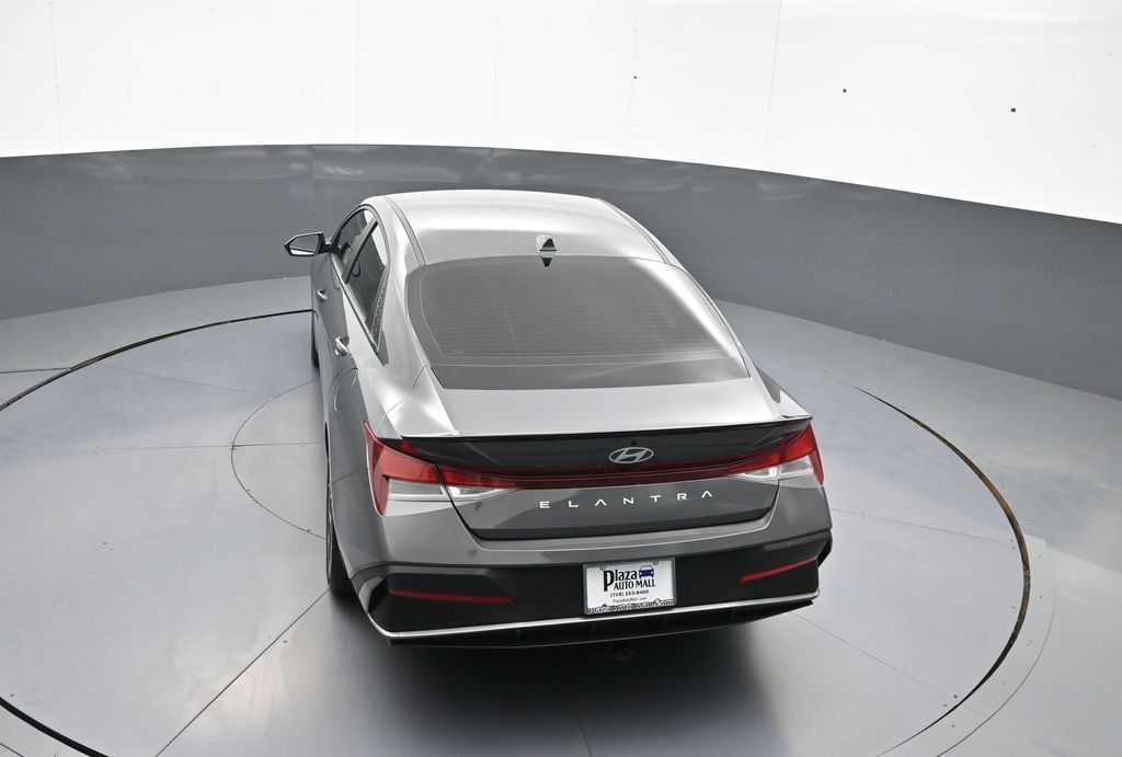 2025 Hyundai Elantra SEL - Photo 36