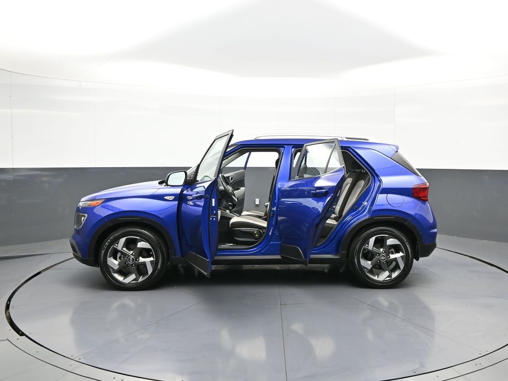 2023 Hyundai Venue SEL - Photo 42