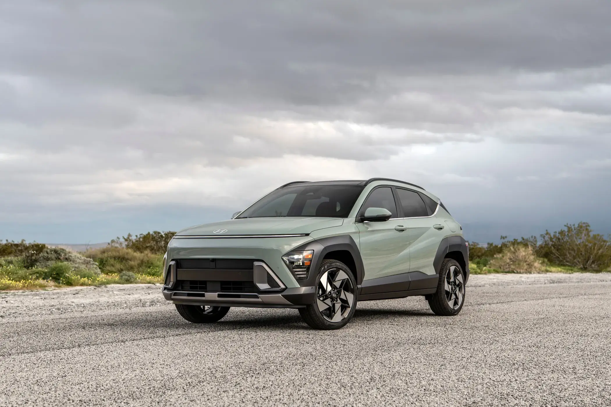Front three-quarter view of a Hyundai Kona showing the hood line, front fender and alloy wheel