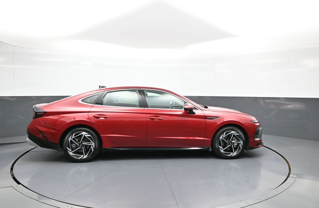 2026 Hyundai Sonata 2