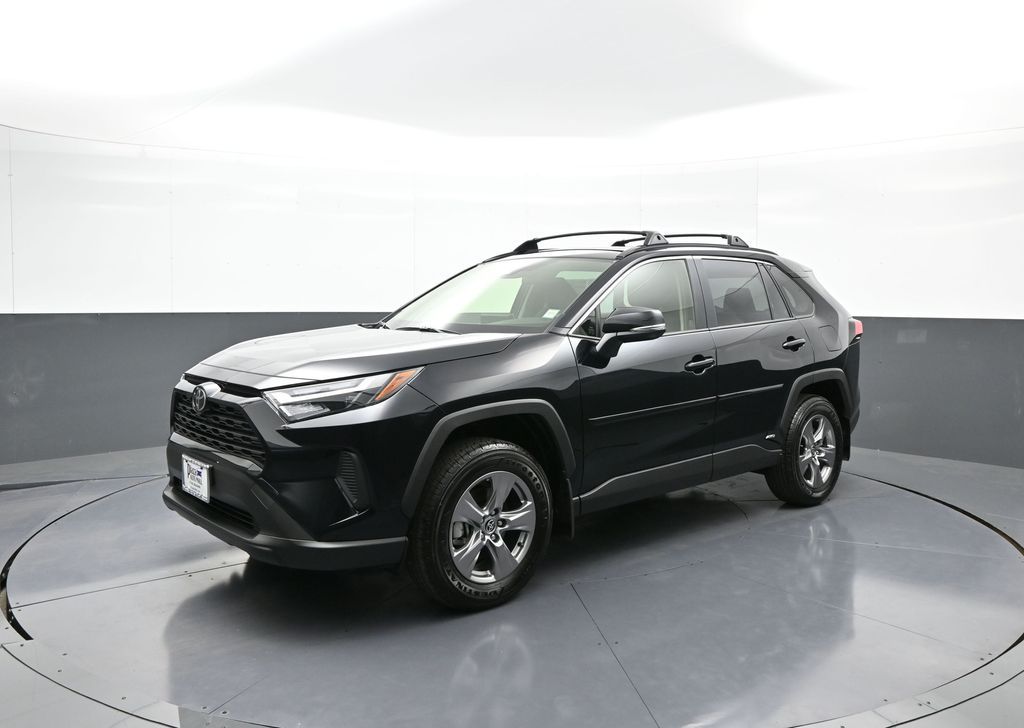 2025 Toyota RAV4 Hybrid XLE AWD's photo