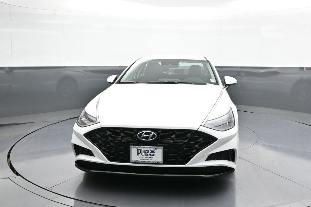 2022 Hyundai Sonata SEL photo 2