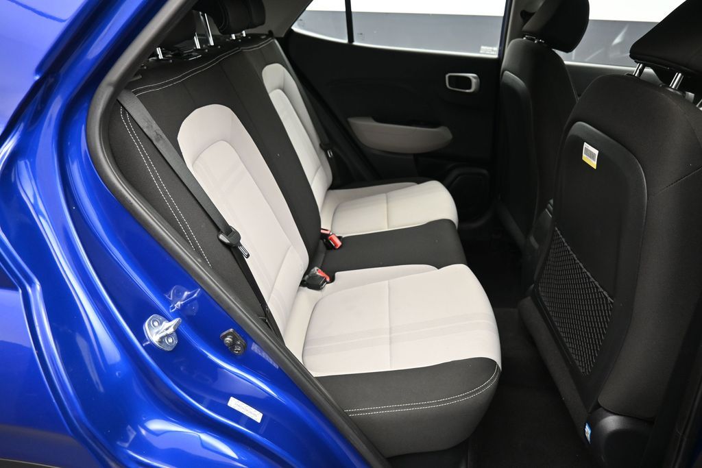 2023 Hyundai Venue SEL - Photo 23