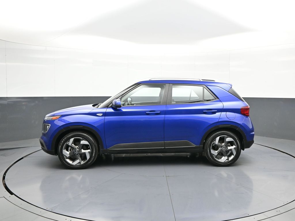2023 Hyundai Venue SEL - Photo 9