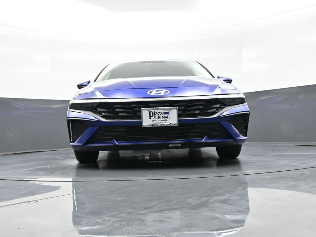 2025 Hyundai Elantra SE - Photo 25