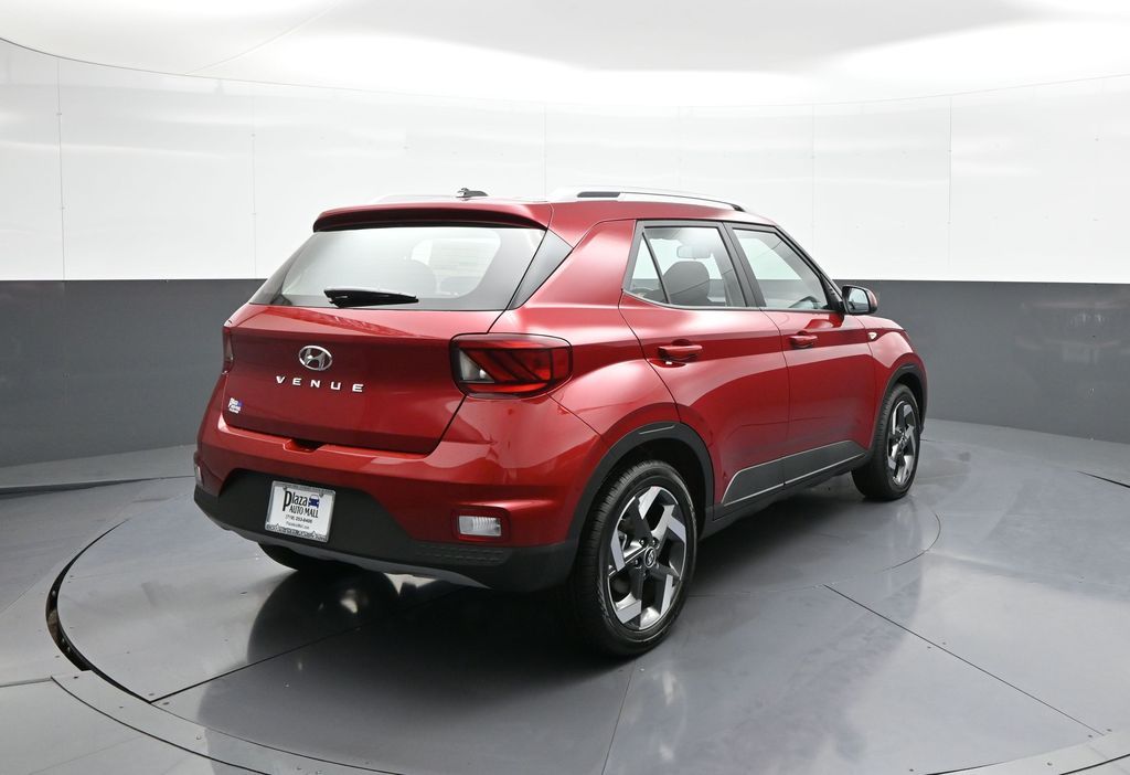 2026 Hyundai Venue SEL - Photo 6