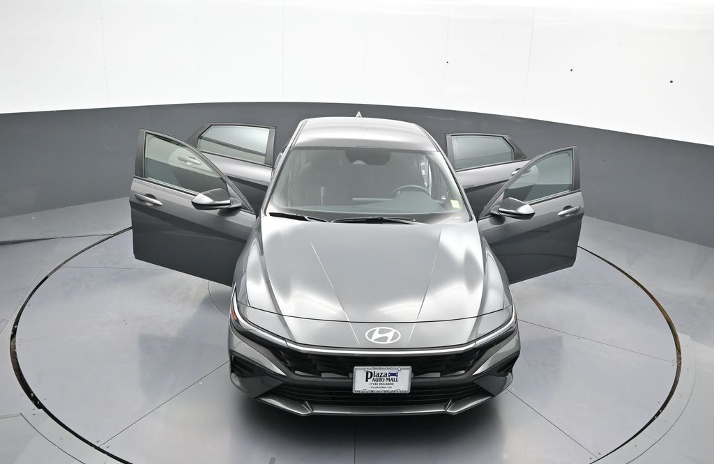 2025 Hyundai Elantra SEL - Photo 43