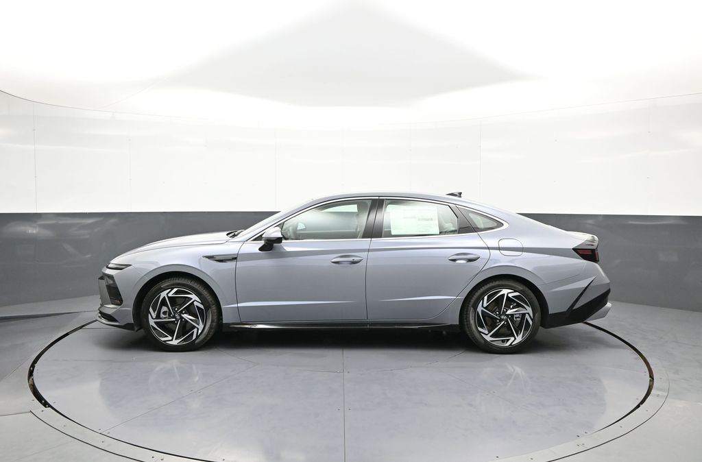 2026 Hyundai Sonata SEL - Photo 9