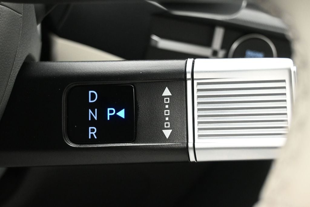 2026 Hyundai Santa Fe SE - Photo 17