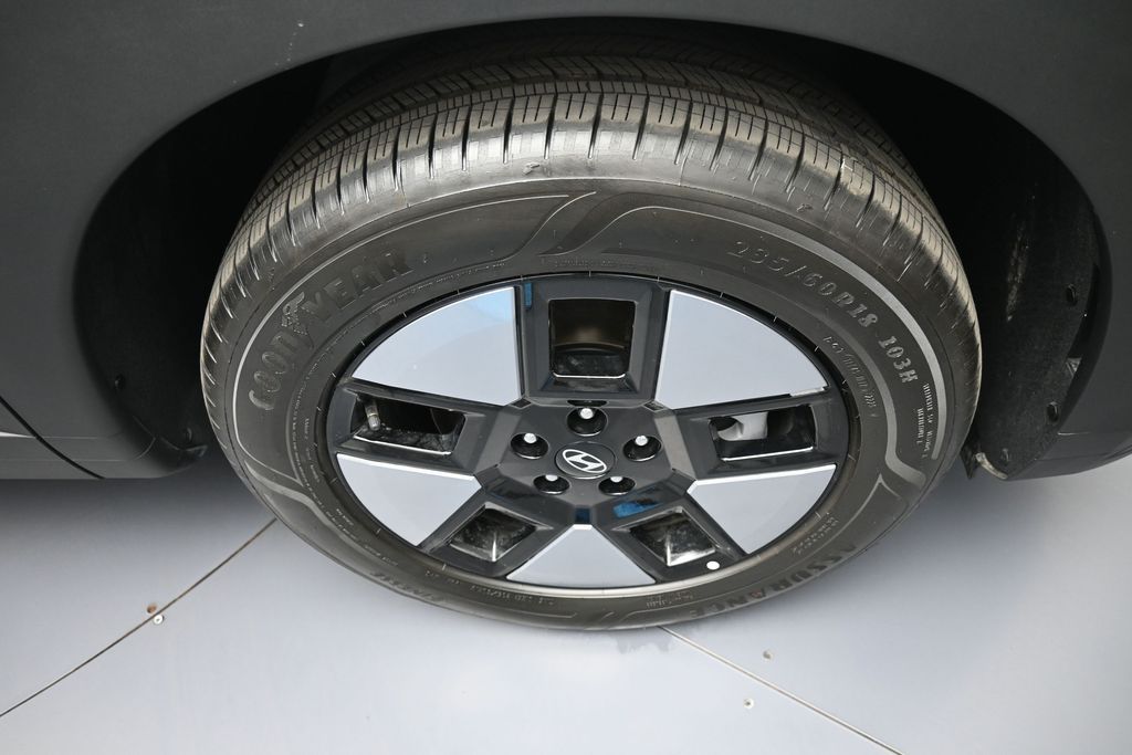 2026 Hyundai Santa Fe SE - Photo 13
