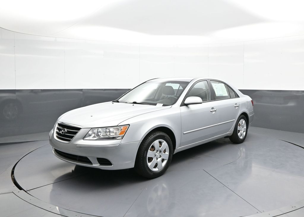 2010 Hyundai Sonata GLS I4 A/T's photo