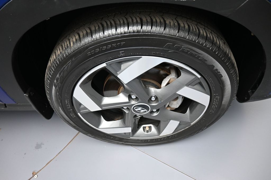 2023 Hyundai Venue SEL - Photo 12