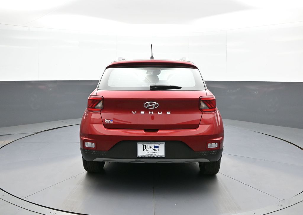2023 Hyundai Venue SEL - Photo 7