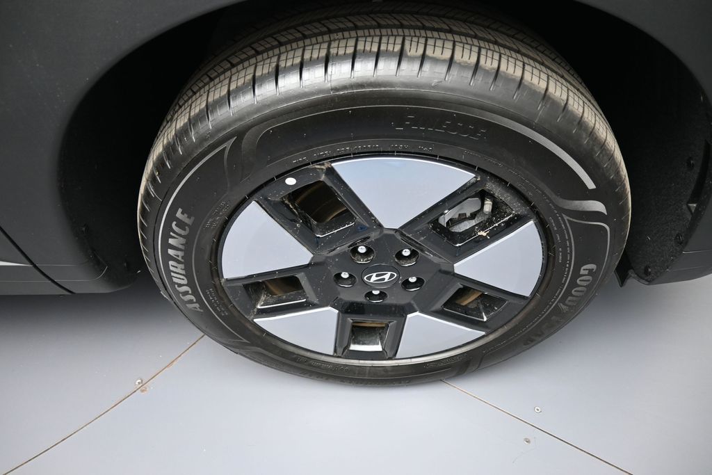 2026 Hyundai Santa Fe SE - Photo 13