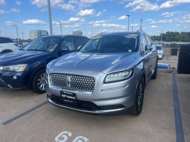 2022 Lincoln Nautilus Standard photo 3