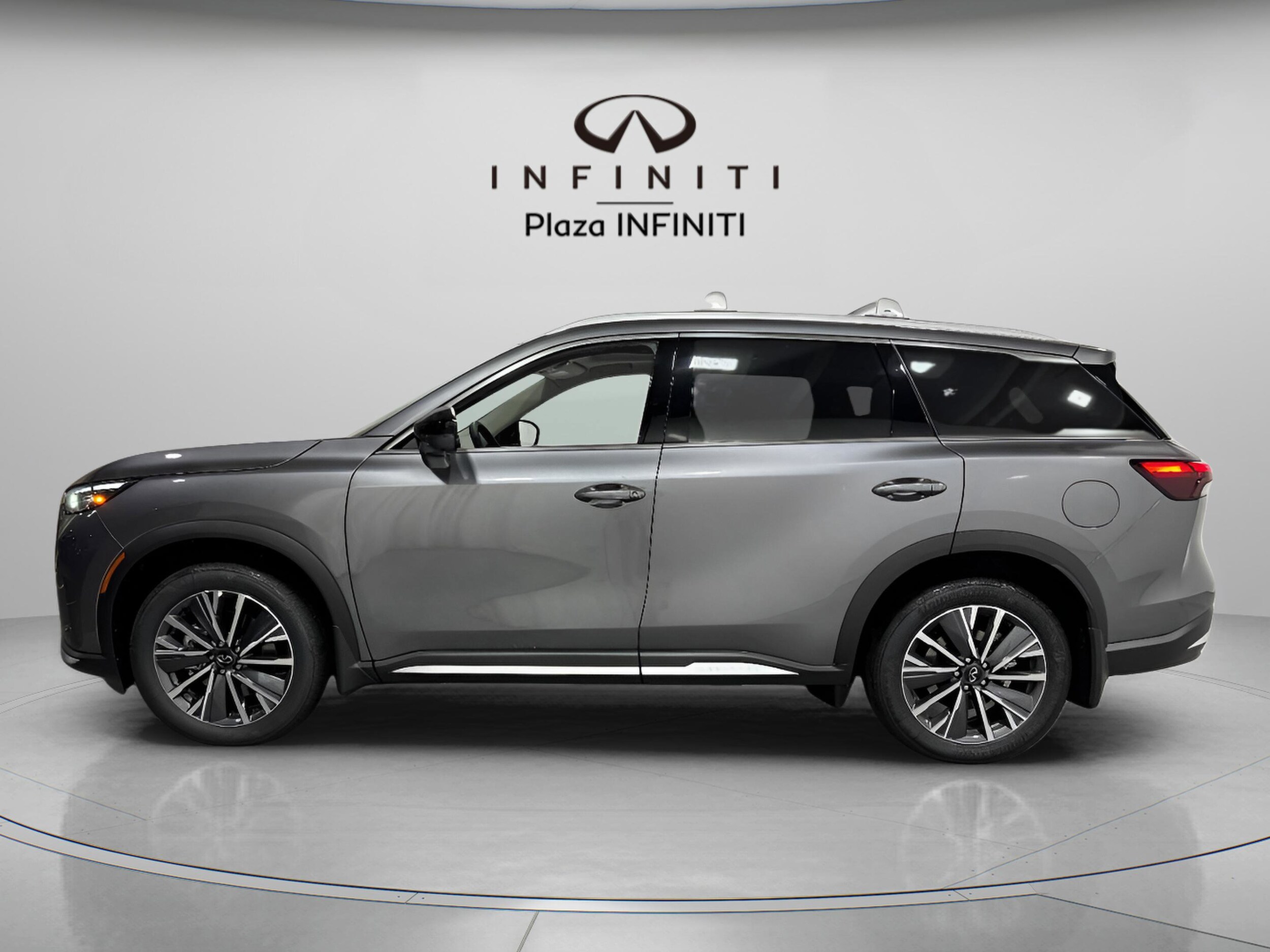 2026 Infiniti QX60 Luxe AWD photo 2