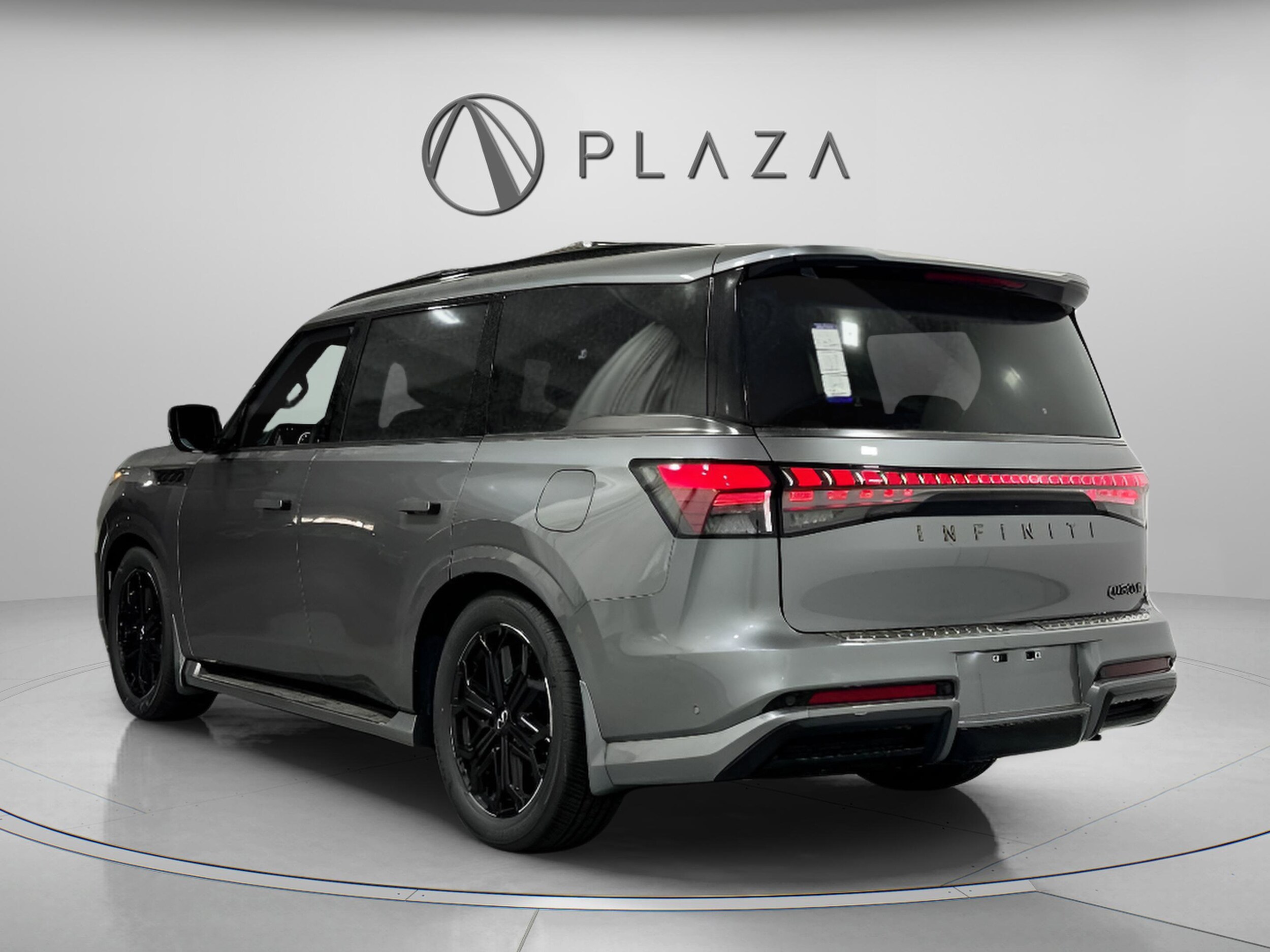 2026 Infiniti QX80 Sensory photo 3