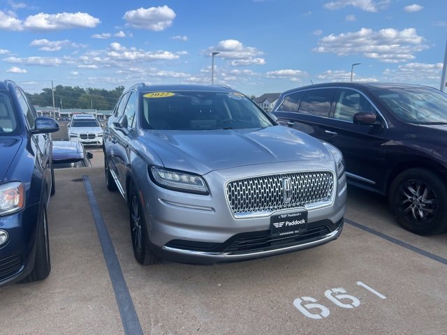 2022 Lincoln Nautilus Standard photo 2