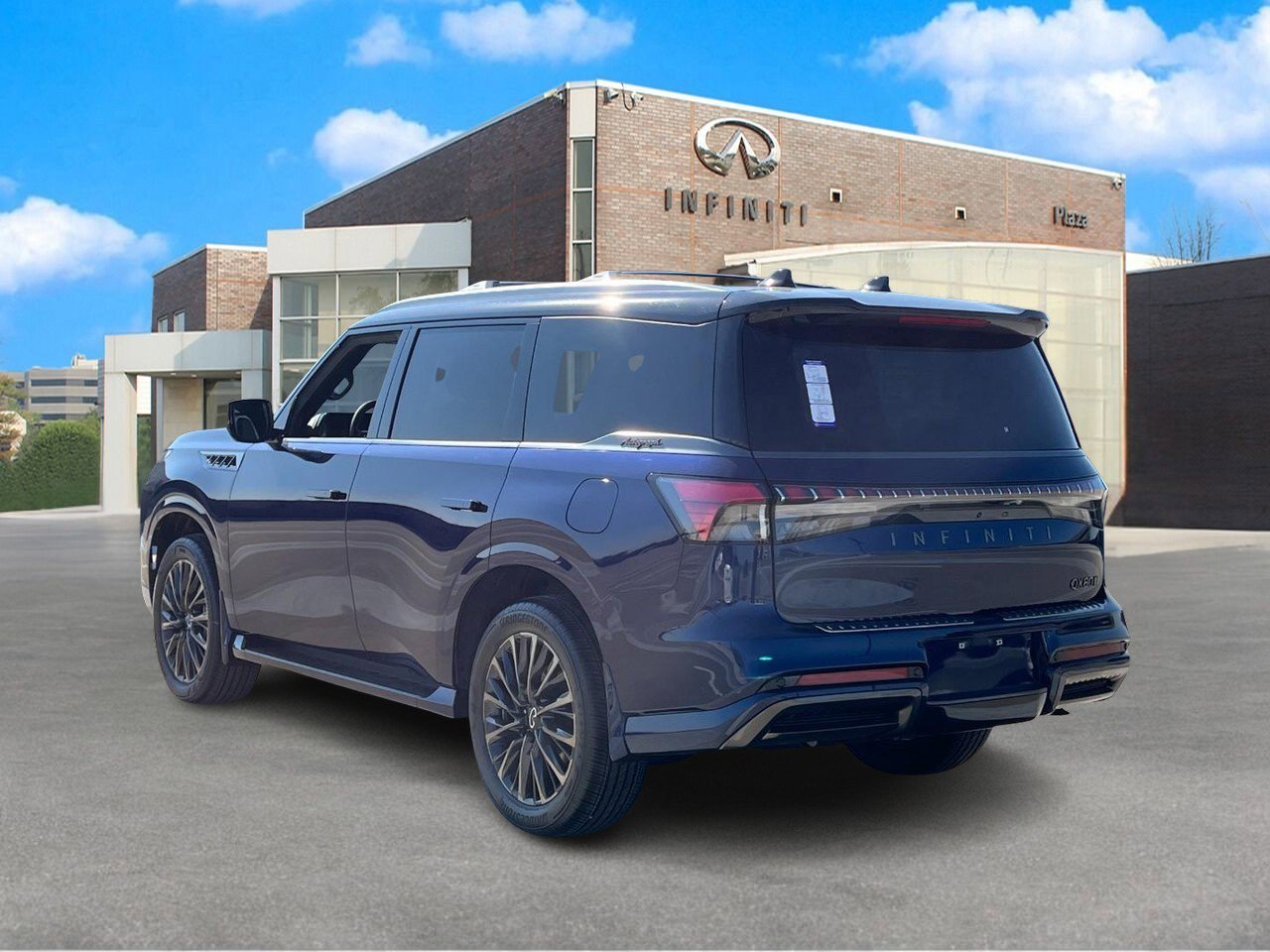 2025 Infiniti QX80 photo 3