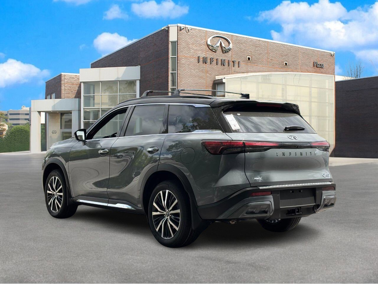 2025 Infiniti QX4 Autograph photo 3