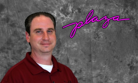 Staff member Jason King from ID_8ae6c8649f6e