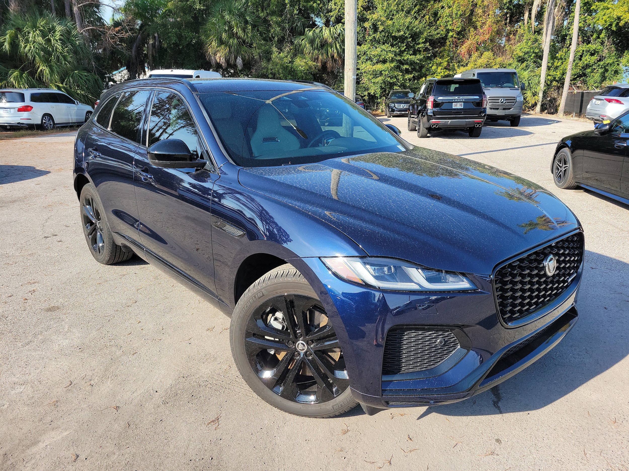 2024 Jaguar F-PACE R-Dynamic S