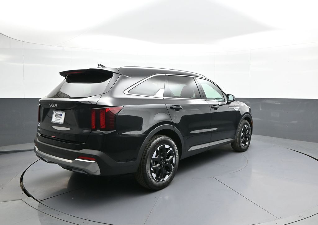 2026 Kia Sorento S - Photo 6