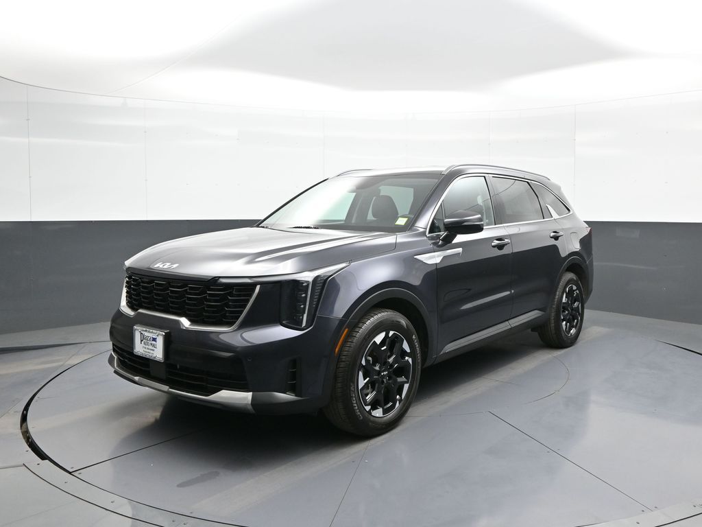 2025 Kia Sorento S AT's photo