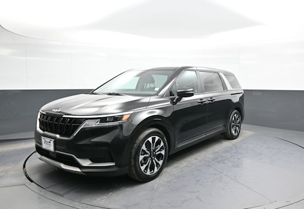 2023 Kia Carnival EX Minivan/Van