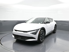 2025 Kia EV6 Light SUV