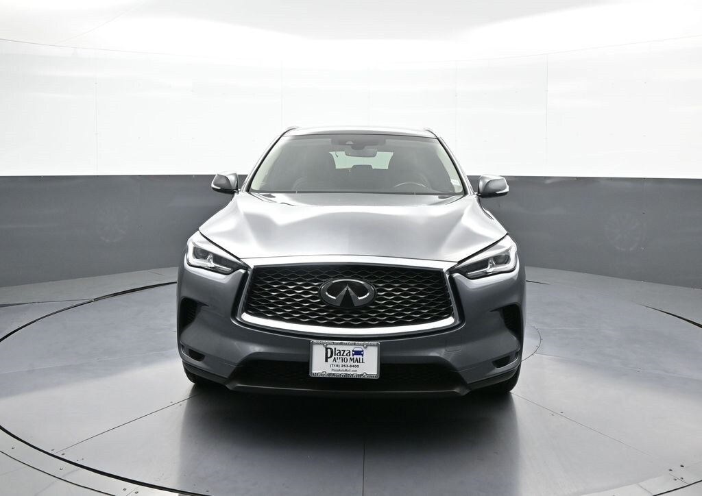 2023 Infiniti QX50 Luxe photo 2