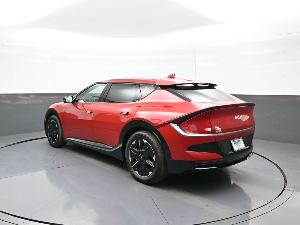 2025 Kia EV6 Wind - Photo 8