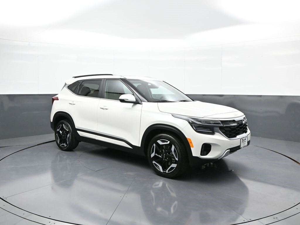 2025 Kia Seltos SX photo 4