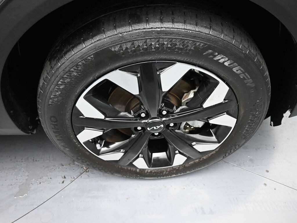 2023 Kia Sportage X-Line photo 3