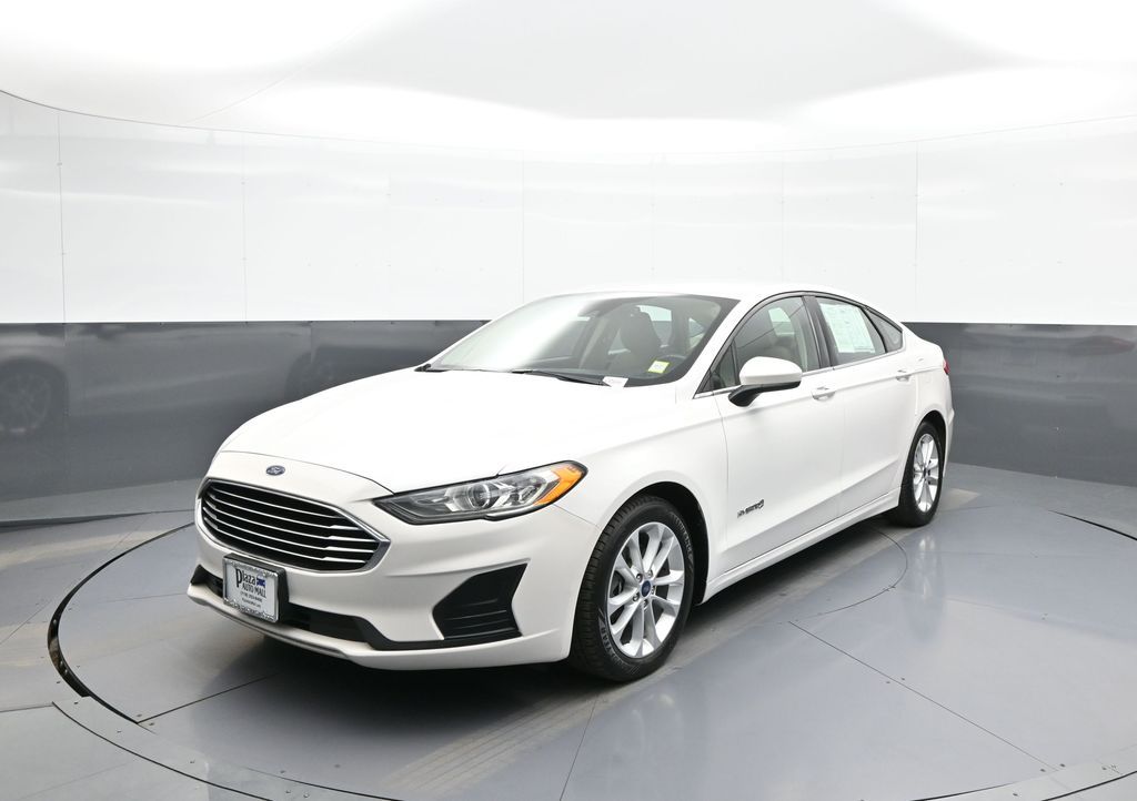 2019 Ford Fusion Hybrid SE