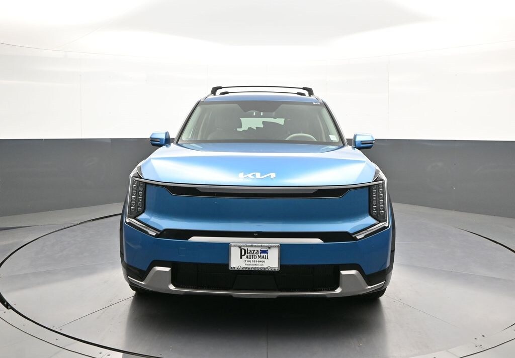 2024 Kia EV9 Land photo 2